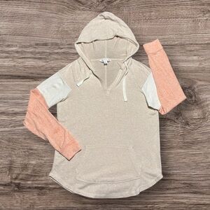 Market & Spruce Dayana Colorblock Hooded Knit Top